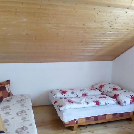 Ubytovanie Hugo Alzbetka Mengusovce Exterior foto